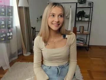 Photos of glossybabe_ from Chaturbate is Freechat