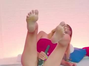 Girls: Stay up-to-date with the new immersive cumshows range and check-out the cutest escorts exhibit their wet clitoris and sweet physiques as they strip off and climax.