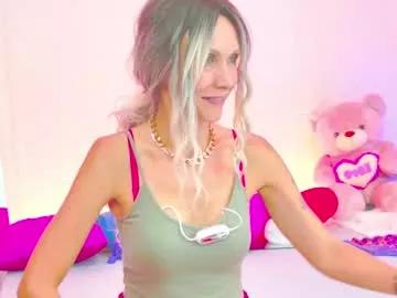 Girls: Stay up-to-date with the new immersive cumshows range and check-out the cutest escorts exhibit their wet clitoris and sweet physiques as they strip off and climax.