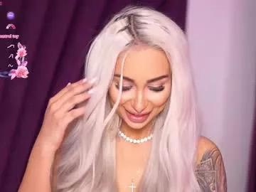 Girls: Stay up-to-date with the new immersive cumshows range and check-out the cutest escorts exhibit their wet clitoris and sweet physiques as they strip off and climax.