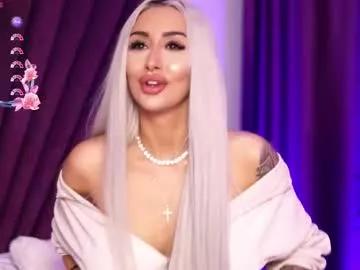 Girls: Stay up-to-date with the new immersive cumshows range and check-out the cutest escorts exhibit their wet clitoris and sweet physiques as they strip off and climax.