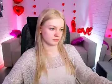 Girls: Stay up-to-date with the new immersive cumshows range and check-out the cutest escorts exhibit their wet clitoris and sweet physiques as they strip off and climax.