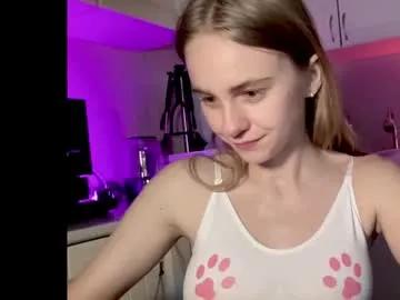Girls: Stay up-to-date with the new immersive cumshows range and check-out the cutest escorts exhibit their wet clitoris and sweet physiques as they strip off and climax.