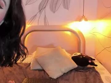 Girls: Stay up-to-date with the new immersive cumshows range and check-out the cutest escorts exhibit their wet clitoris and sweet physiques as they strip off and climax.
