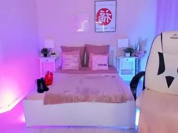 Girls: Stay up-to-date with the new immersive cumshows range and check-out the cutest escorts exhibit their wet clitoris and sweet physiques as they strip off and climax.
