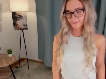 Girls: Stay up-to-date with the new immersive cumshows range and check-out the cutest escorts exhibit their wet clitoris and sweet physiques as they strip off and climax.