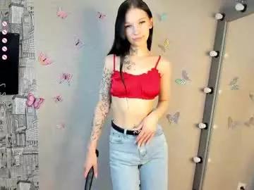 Girls: Stay up-to-date with the new immersive cumshows range and check-out the cutest escorts exhibit their wet clitoris and sweet physiques as they strip off and climax.