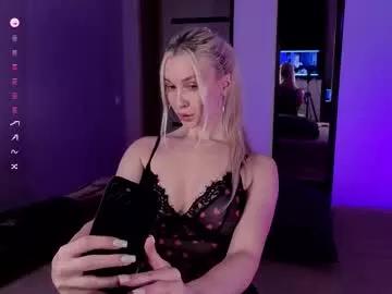 Girls: Stay up-to-date with the new immersive cumshows range and check-out the cutest escorts exhibit their wet clitoris and sweet physiques as they strip off and climax.