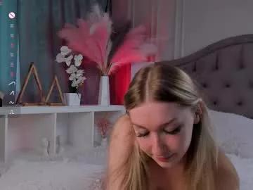 Girls: Stay up-to-date with the new immersive cumshows range and check-out the cutest escorts exhibit their wet clitoris and sweet physiques as they strip off and climax.
