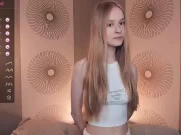 Girls: Stay up-to-date with the new immersive cumshows range and check-out the cutest escorts exhibit their wet clitoris and sweet physiques as they strip off and climax.