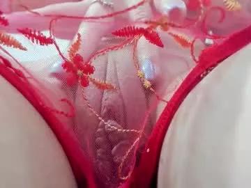 Girls: Stay up-to-date with the new immersive cumshows range and check-out the cutest escorts exhibit their wet clitoris and sweet physiques as they strip off and climax.