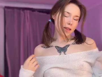 Girls: Stay up-to-date with the new immersive cumshows range and check-out the cutest escorts exhibit their wet clitoris and sweet physiques as they strip off and climax.