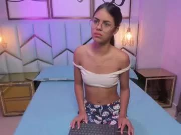 Girls: Stay up-to-date with the new immersive cumshows range and check-out the cutest escorts exhibit their wet clitoris and sweet physiques as they strip off and climax.
