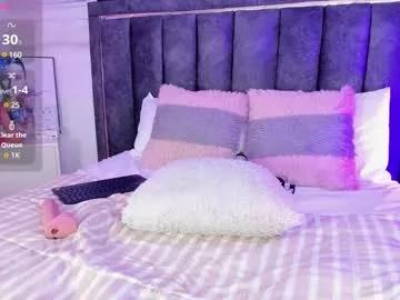Girls: Stay up-to-date with the new immersive cumshows range and check-out the cutest escorts exhibit their wet clitoris and sweet physiques as they strip off and climax.