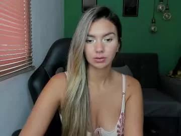 Girls: Stay up-to-date with the new immersive cumshows range and check-out the cutest escorts exhibit their wet clitoris and sweet physiques as they strip off and climax.