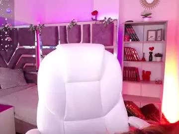 Girls: Stay up-to-date with the new immersive cumshows range and check-out the cutest escorts exhibit their wet clitoris and sweet physiques as they strip off and climax.