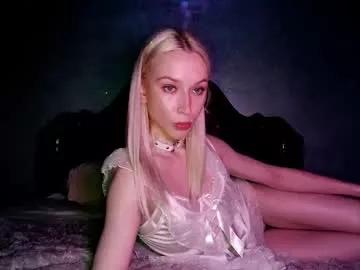 Girls: Stay up-to-date with the new immersive cumshows range and check-out the cutest escorts exhibit their wet clitoris and sweet physiques as they strip off and climax.