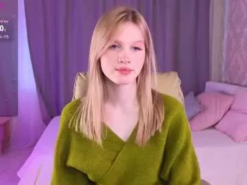 Girls: Stay up-to-date with the new immersive cumshows range and check-out the cutest escorts exhibit their wet clitoris and sweet physiques as they strip off and climax.
