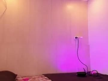 Girls: Stay up-to-date with the new immersive cumshows range and check-out the cutest escorts exhibit their wet clitoris and sweet physiques as they strip off and climax.