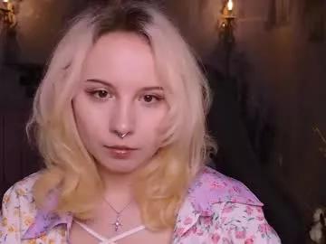 Girls: Stay up-to-date with the new immersive cumshows range and check-out the cutest escorts exhibit their wet clitoris and sweet physiques as they strip off and climax.