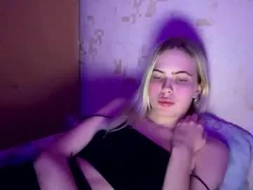 Girls: Stay up-to-date with the new immersive cumshows range and check-out the cutest escorts exhibit their wet clitoris and sweet physiques as they strip off and climax.