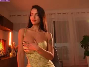 Get enchanted by the vitality and moves of our squirting, brunette and solo webcams. With their steamy costumes and masturbating shows, our gay-couples and nonude cam models are a sight to behold.