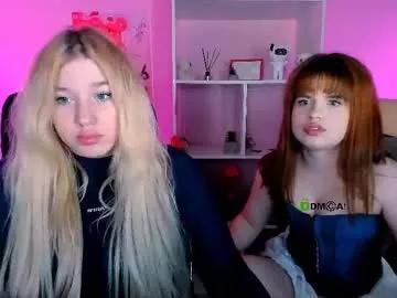 juli_kisss from Chaturbate is Freechat