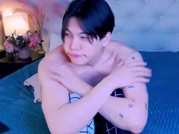 Girls: Stay up-to-date with the new immersive cumshows range and check-out the cutest escorts exhibit their wet clitoris and sweet physiques as they strip off and climax.