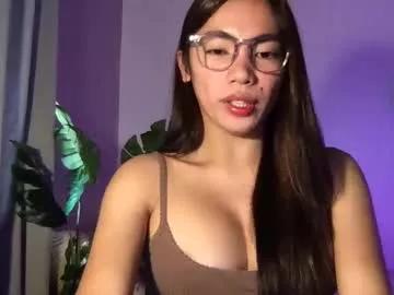 Girls: Stay up-to-date with the new immersive cumshows range and check-out the cutest escorts exhibit their wet clitoris and sweet physiques as they strip off and climax.