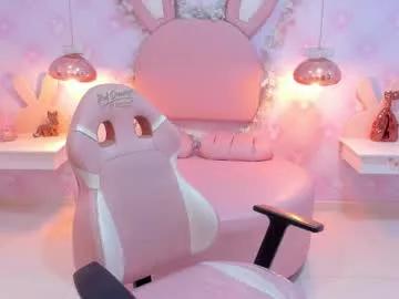 Girls: Stay up-to-date with the new immersive cumshows range and check-out the cutest escorts exhibit their wet clitoris and sweet physiques as they strip off and climax.