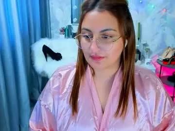 Girls: Stay up-to-date with the new immersive cumshows range and check-out the cutest escorts exhibit their wet clitoris and sweet physiques as they strip off and climax.
