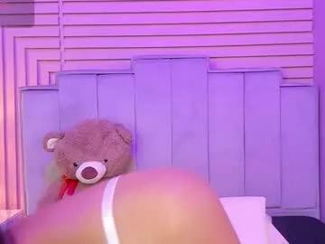 Girls: Stay up-to-date with the new immersive cumshows range and check-out the cutest escorts exhibit their wet clitoris and sweet physiques as they strip off and climax.