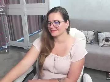 Girls: Stay up-to-date with the new immersive cumshows range and check-out the cutest escorts exhibit their wet clitoris and sweet physiques as they strip off and climax.