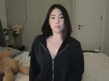 ki_mi model from Chaturbate