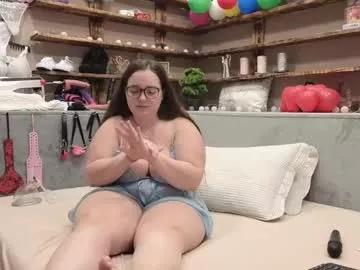 Girls: Stay up-to-date with the new immersive cumshows range and check-out the cutest escorts exhibit their wet clitoris and sweet physiques as they strip off and climax.
