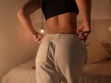 Girls: Stay up-to-date with the new immersive cumshows range and check-out the cutest escorts exhibit their wet clitoris and sweet physiques as they strip off and climax.