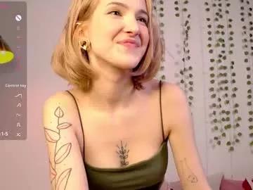 Girls ecstasy: Improve your chatting skills with these steamy streamers, and dive into the immersive world of exposed attraction.