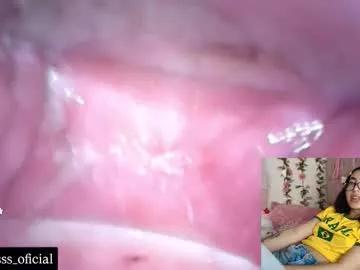 kitty_fresa from Chaturbate is Freechat