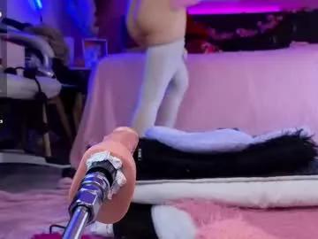 Girls: Stay up-to-date with the new immersive cumshows range and check-out the cutest escorts exhibit their wet clitoris and sweet physiques as they strip off and climax.