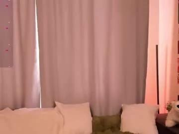 Girls: Stay up-to-date with the new immersive cumshows range and check-out the cutest escorts exhibit their wet clitoris and sweet physiques as they strip off and climax.