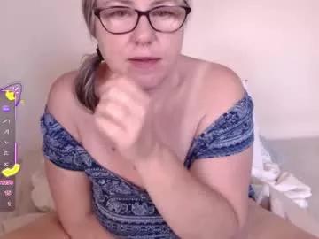 Girls: Stay up-to-date with the new immersive cumshows range and check-out the cutest escorts exhibit their wet clitoris and sweet physiques as they strip off and climax.