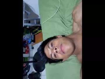 lalo947198 from Chaturbate