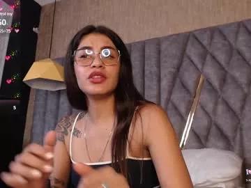 larakroff from Chaturbate