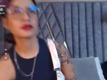 larakroff from Chaturbate