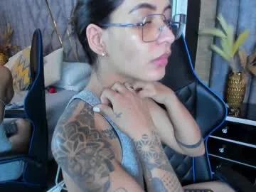 larakroff from Chaturbate