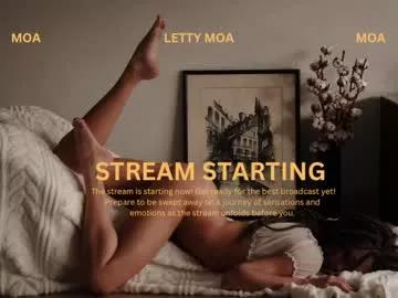 Get enchanted by the vitality and moves of our squirting, brunette and solo webcams. With their steamy costumes and masturbating shows, our gay-couples and nonude cam models are a sight to behold.