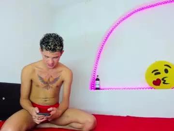 Girls: Stay up-to-date with the new immersive cumshows range and check-out the cutest escorts exhibit their wet clitoris and sweet physiques as they strip off and climax.