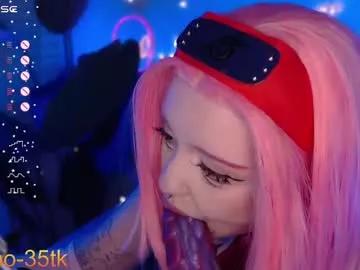 Girls: Stay up-to-date with the new immersive cumshows range and check-out the cutest escorts exhibit their wet clitoris and sweet physiques as they strip off and climax.