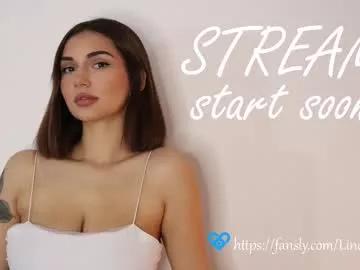 Get enchanted by the vitality and moves of our squirting, brunette and solo webcams. With their steamy costumes and masturbating shows, our gay-couples and nonude cam models are a sight to behold.
