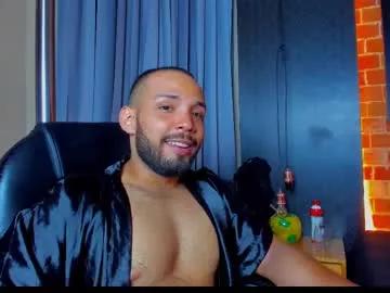 Girls: Stay up-to-date with the new immersive cumshows range and check-out the cutest escorts exhibit their wet clitoris and sweet physiques as they strip off and climax.